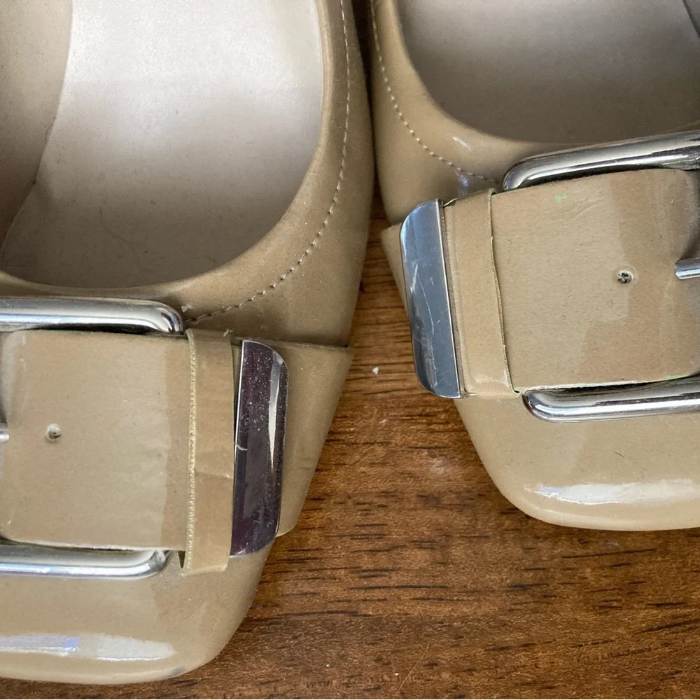 Tahari Patent Pumps - Picture 15 of 16